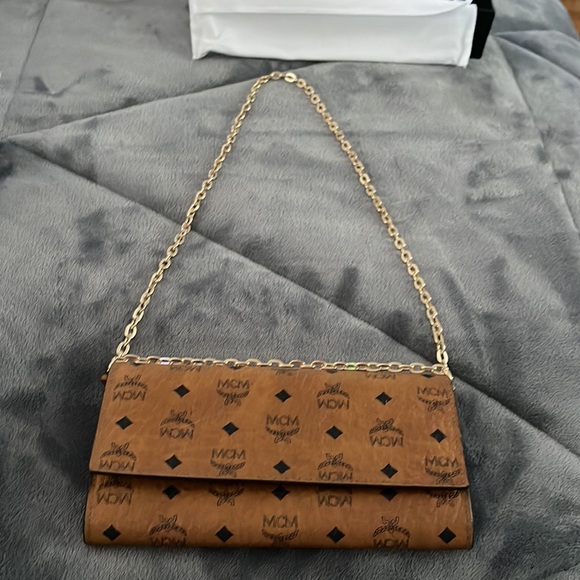 MCM wallet 100% Authentic - Picture 11 of 16